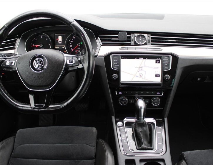 Volkswagen Passat 16