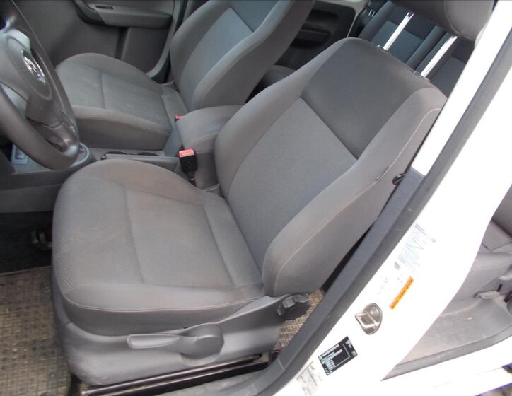 Volkswagen Caddy Kombi 1,6 l 75 kw