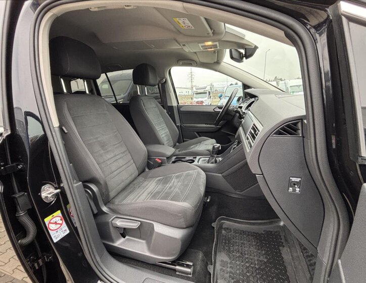 Volkswagen Touran MPV 1,5 l 110 kw