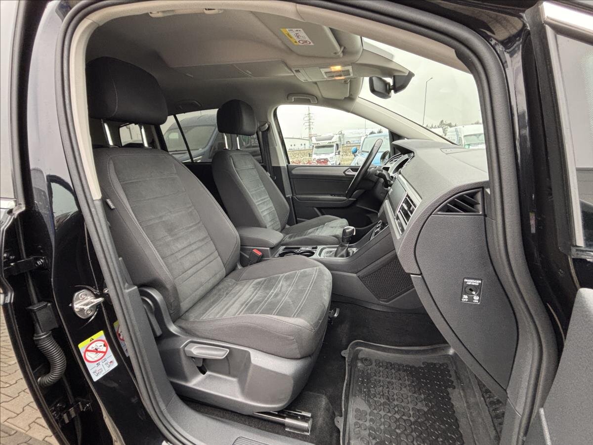 Volkswagen Touran MPV 1,5 l 110 kw