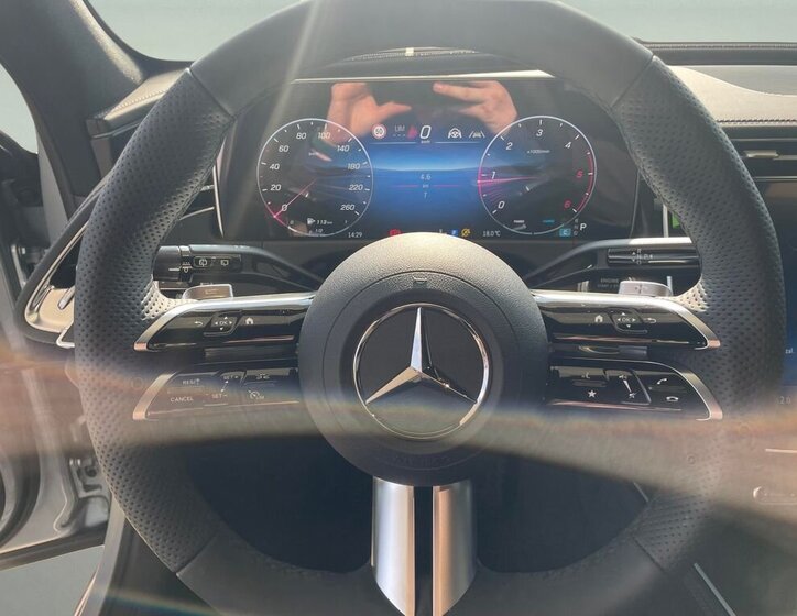 Mercedes-Benz Třídy E Kombi 2,0 l 145 kw