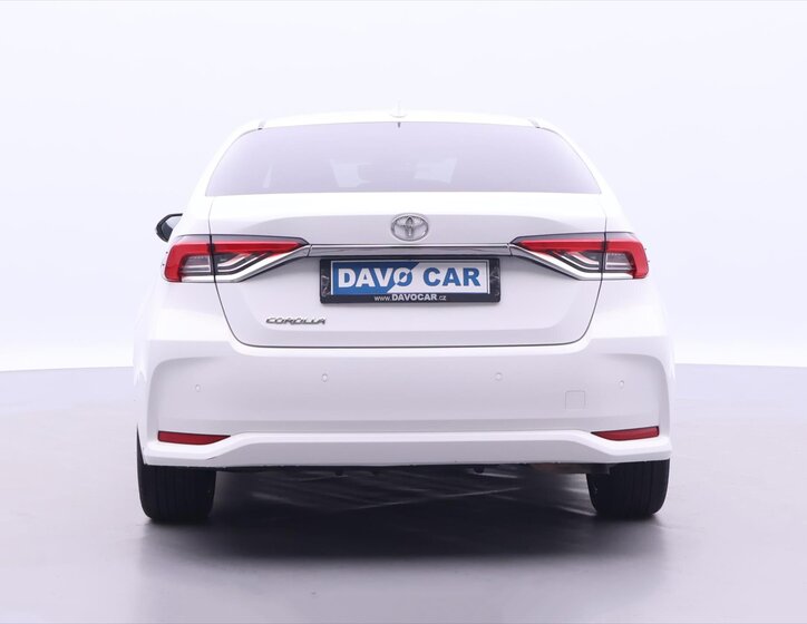 Toyota Corolla Sedan / Limuzína 1,5 l 92 kw
