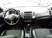 Citroën C-Crosser SUV / Terénní 2,2 l 115 kw