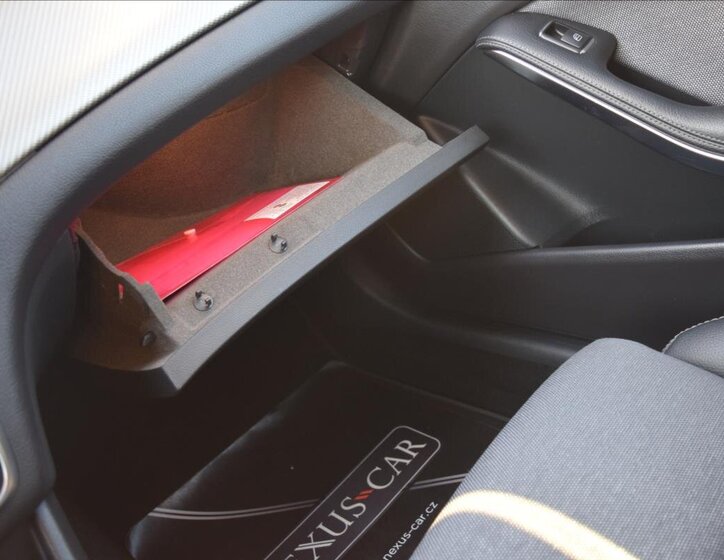 Mercedes-Benz GLA 51