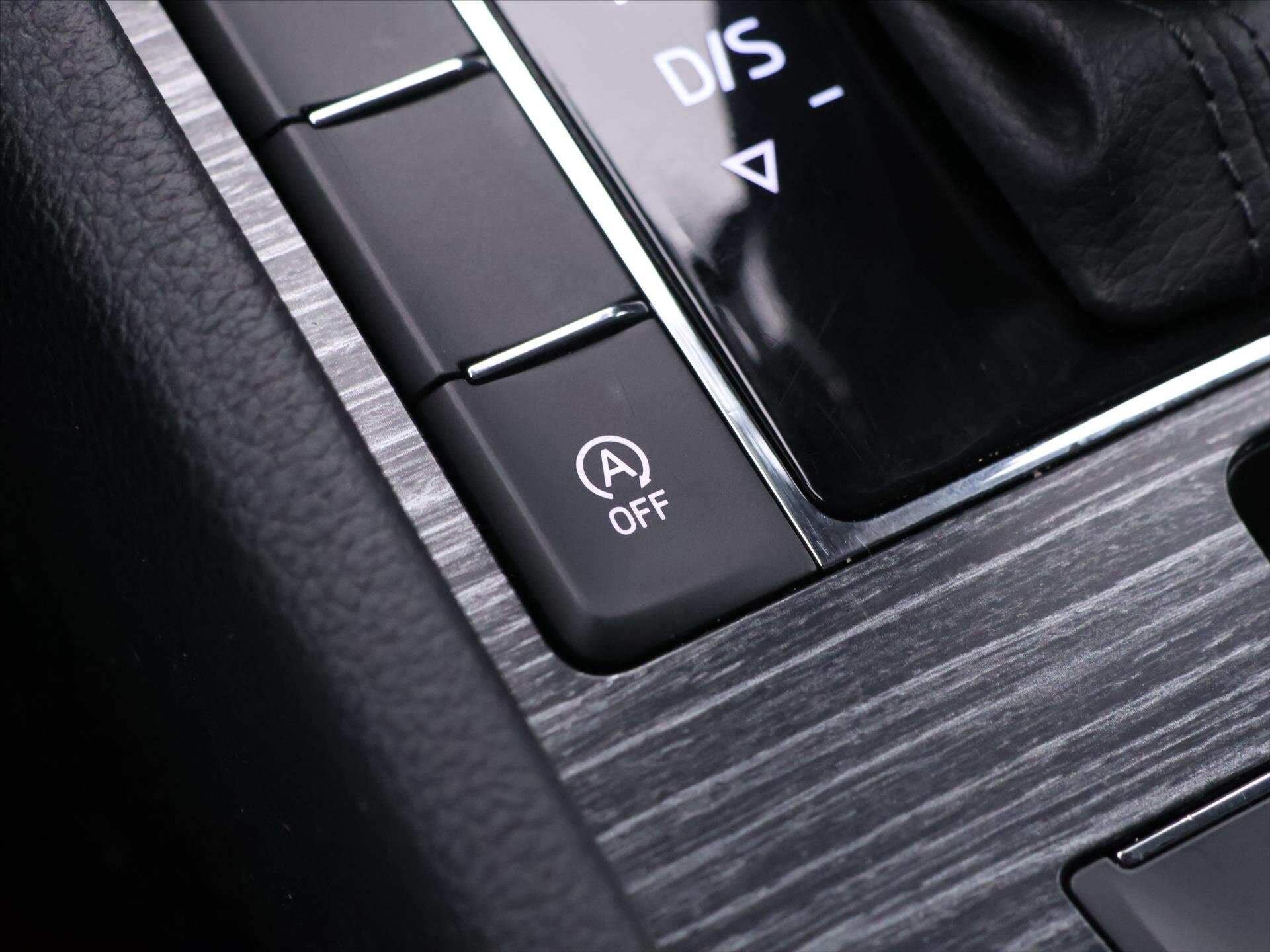 Škoda Superb Liftback 1,5 l 110 kw