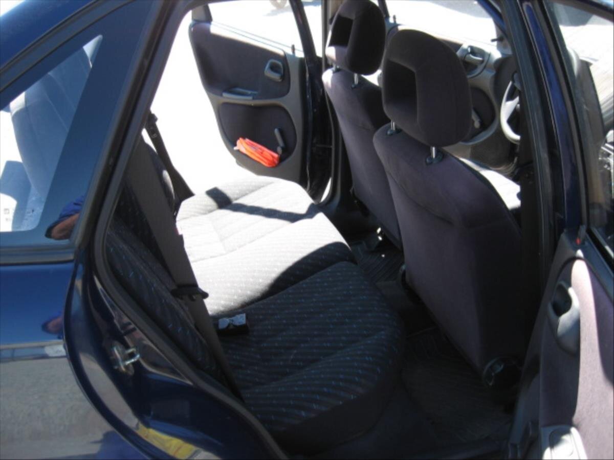 Opel Astra Sedan / Limuzína 1,4 l 44 kw