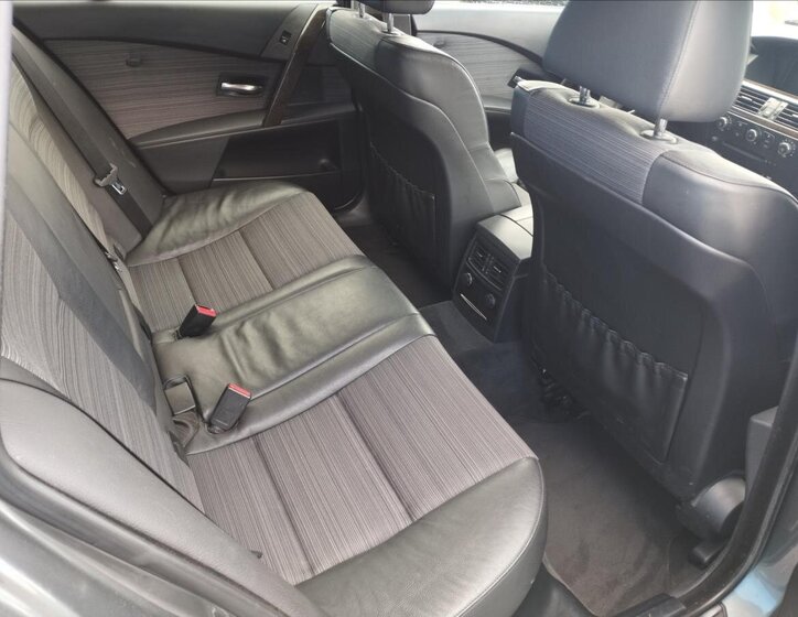 BMW Řada 5 Kombi 3,0 l 170 kw