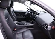 Jaguar F-Pace 12