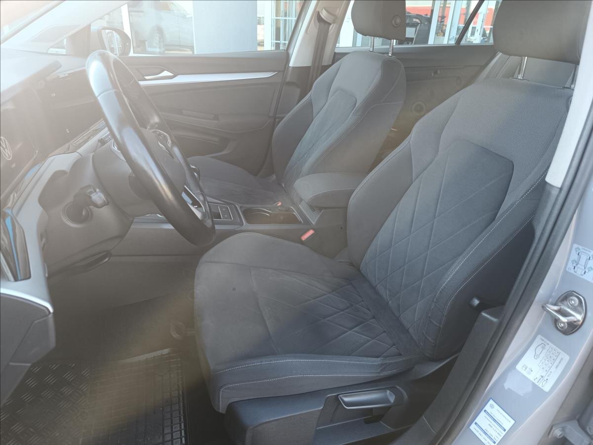 Volkswagen Golf Kombi 2,0 l 85 kw