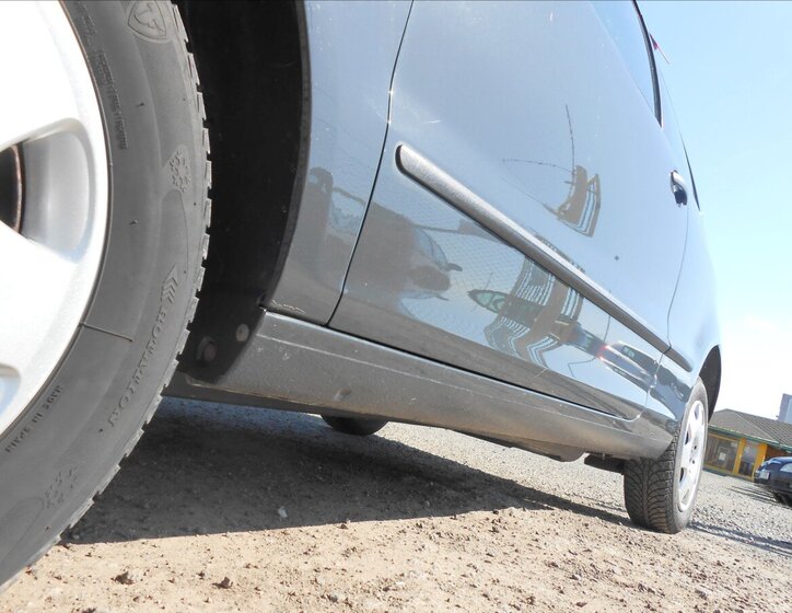 Volkswagen Fox Hatchback 1,2 l 40 kw