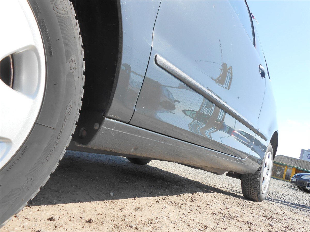 Volkswagen Fox Hatchback 1,2 l 40 kw