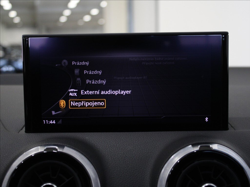Audi Q2 SUV / Terénní 2,0 l 110 kw
