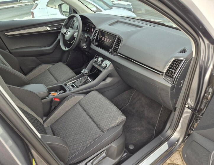 Škoda Karoq SUV 1,5 l 110 kw