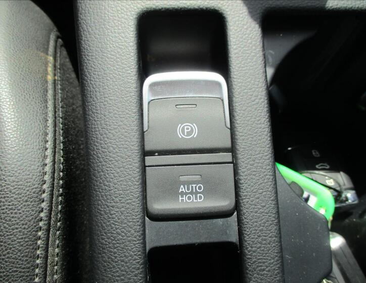 Volkswagen Passat 25