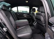 BMW Řada 7 Sedan 3,0 l 210 kw