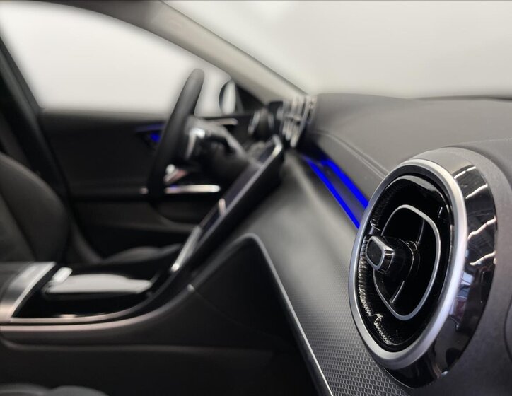 Mercedes-Benz Třídy C Kombi 2,0 l 145 kw