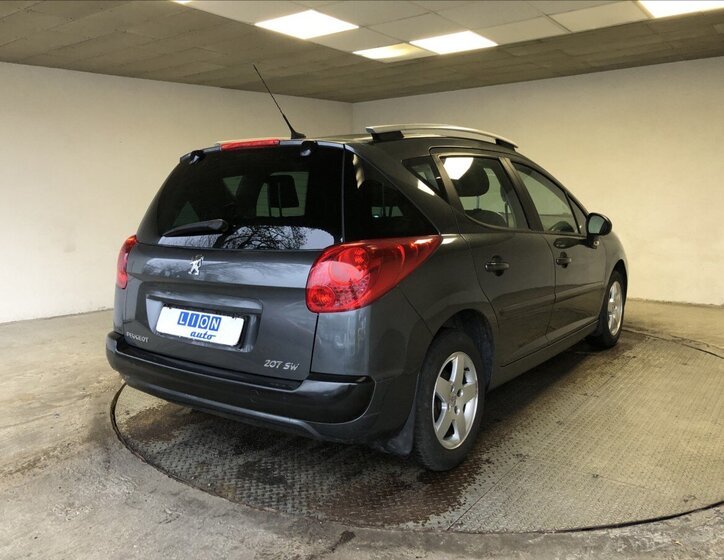 Peugeot 207 Kombi 1,4 l 70 kw