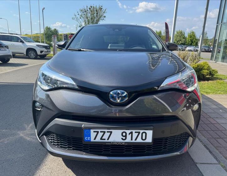 Toyota C-HR 8