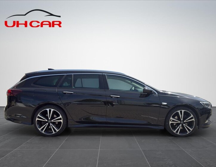 Opel Insignia Kombi 2,0 l 154 kw