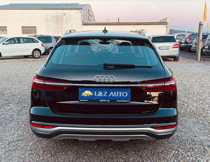 Audi A6 Allroad Kombi 3,0 l 210 kw