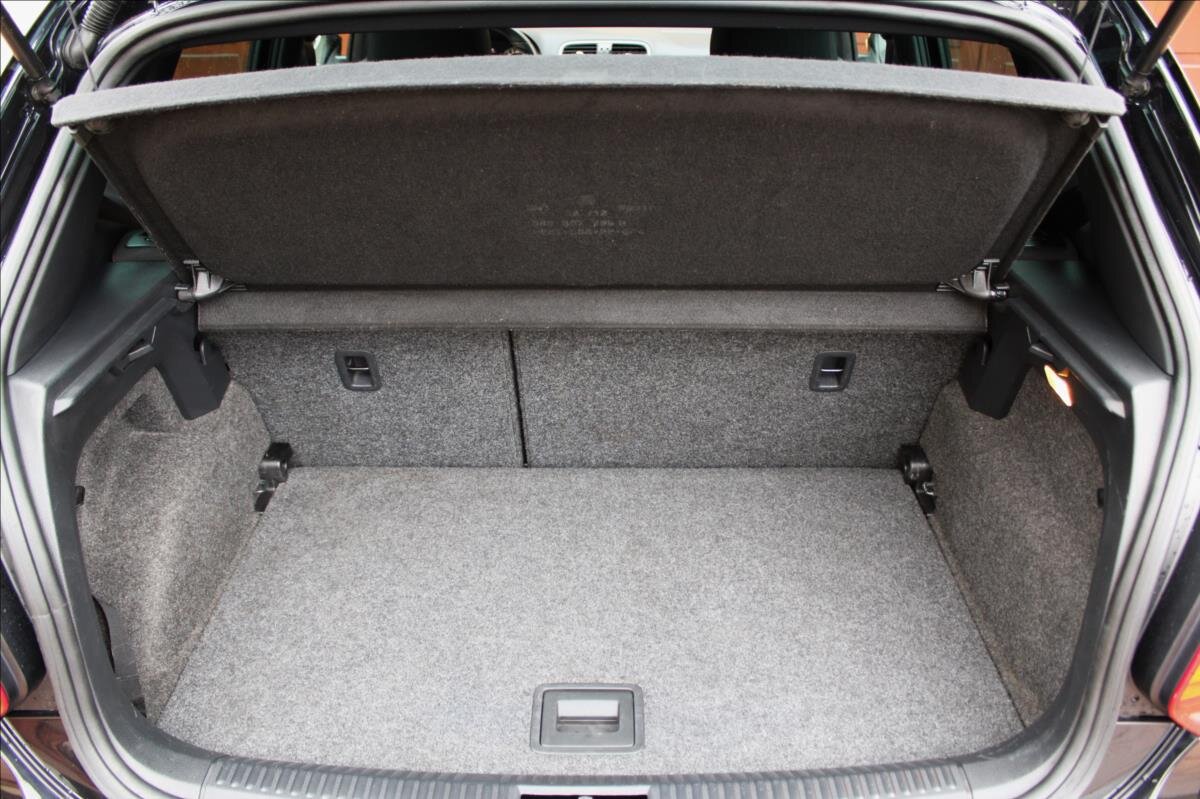 Volkswagen Polo Hatchback 1,4 l 132 kw