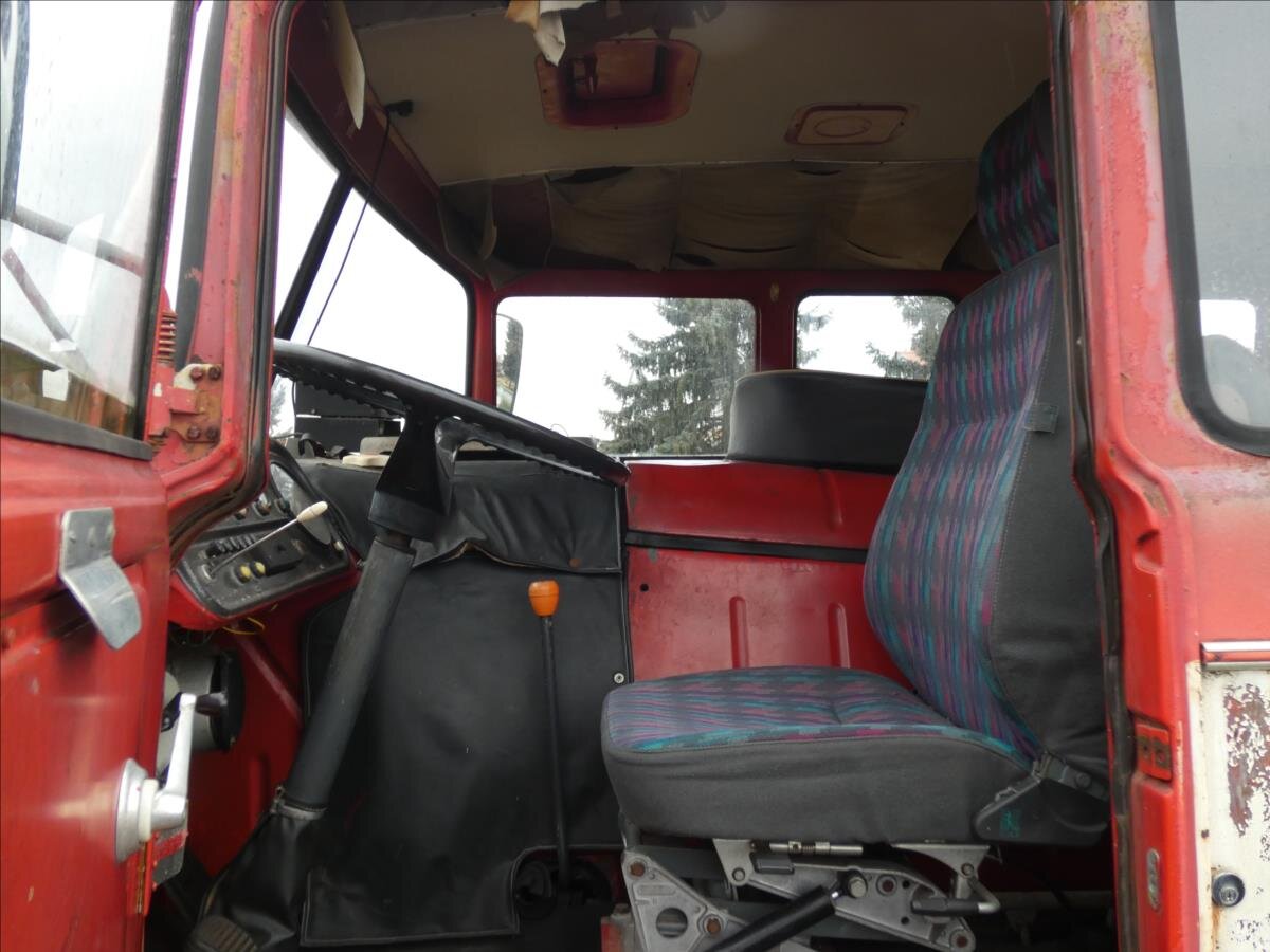 Ostatní Ostatní Ostatní 11,8 l 117 kw