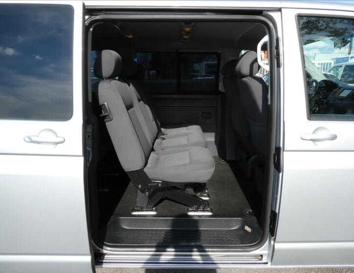 Volkswagen Caravelle 28