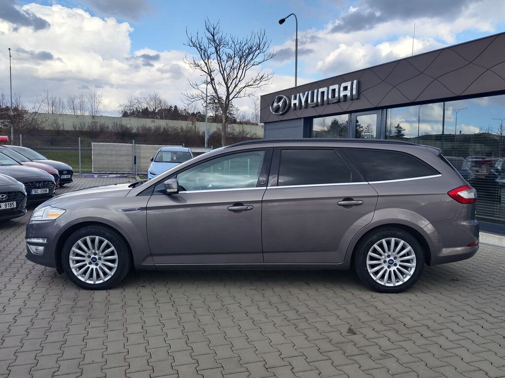 Ford Mondeo Kombi 1,6 l 118 kw