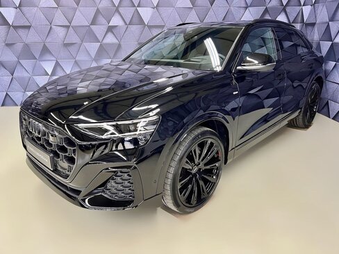 Audi Q8 SUV 3,0 l 210 kw