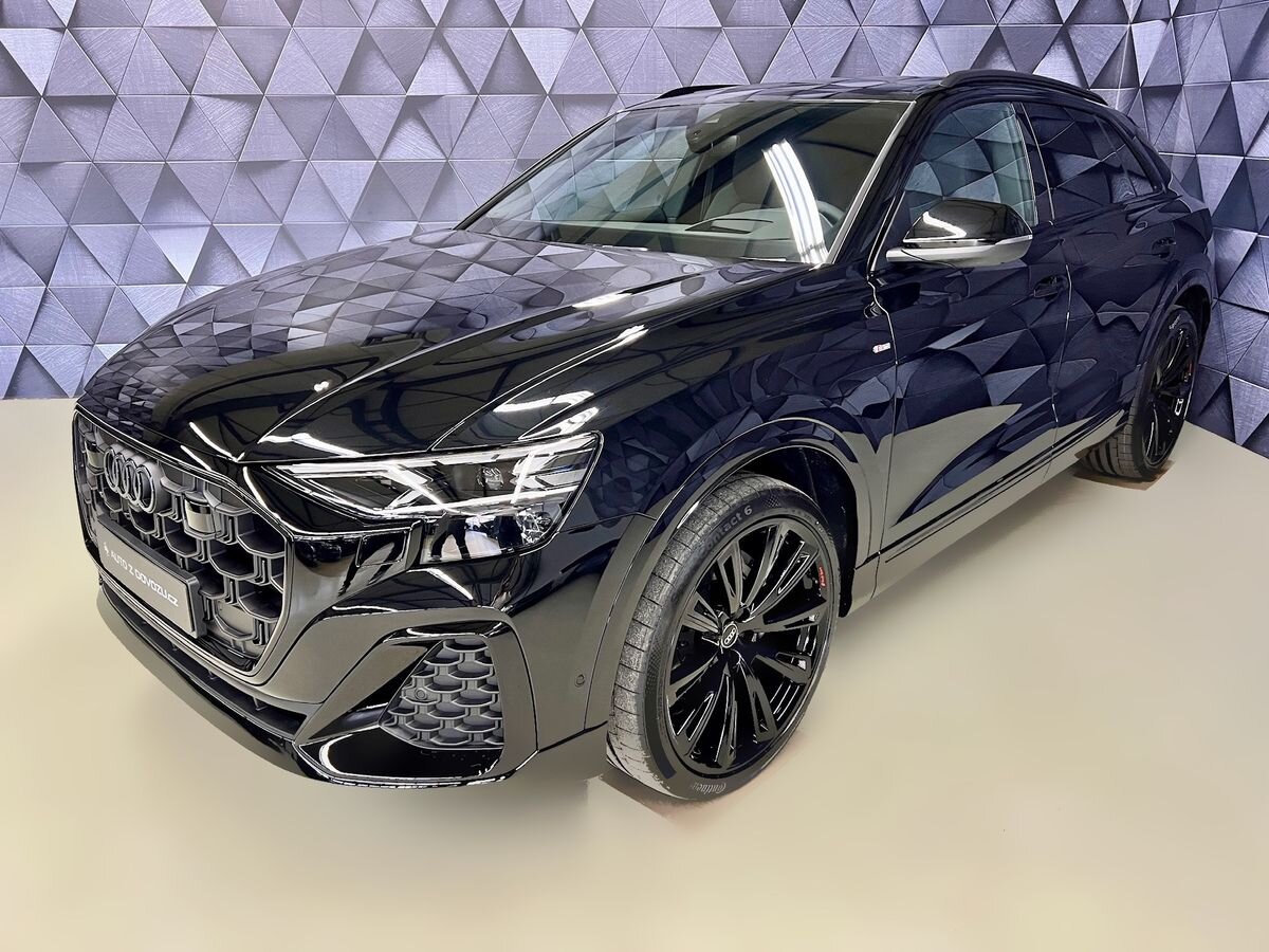 Audi Q8 SUV 3,0 l 210 kw