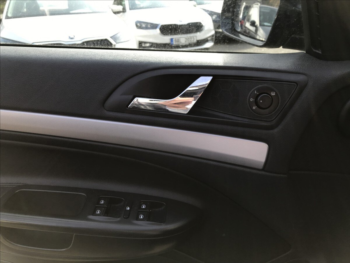 Škoda Octavia Sedan / Limuzína 1,9 l 77 kw