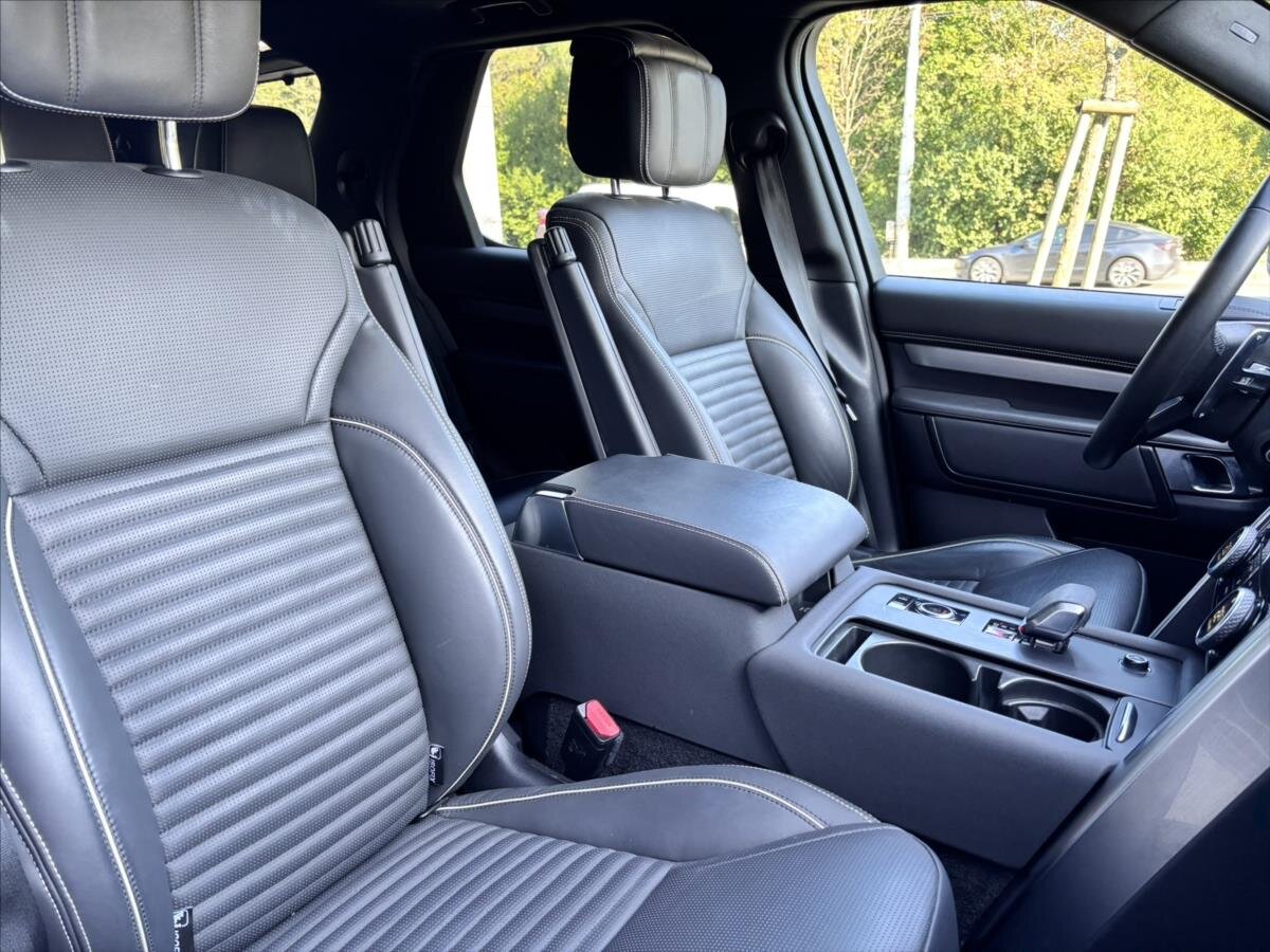 Land Rover Discovery SUV / Terénní 3,0 l 221 kw