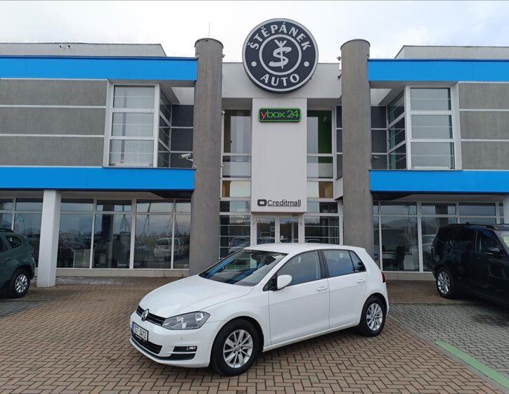 Volkswagen Golf Hatchback 1,2 l 81 kw