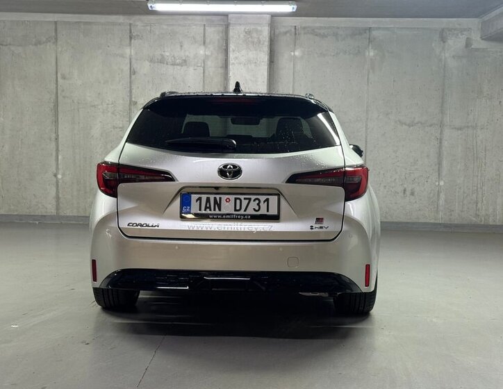 Toyota Corolla Kombi 2,0 l 131 kw