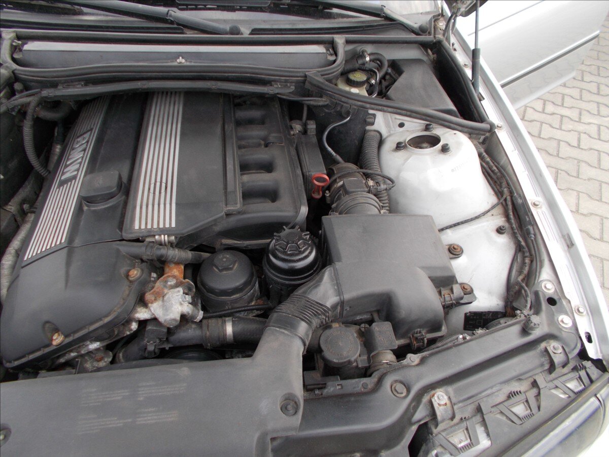 BMW Řada 3 Liftback 2,5 l 125 kw