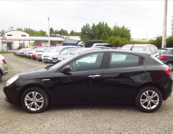 Alfa Romeo Giulietta 5