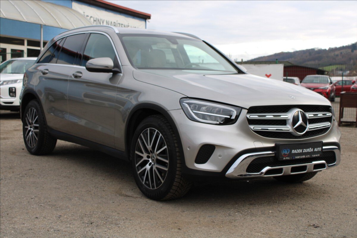 Mercedes-Benz GLC SUV 2,0 l 143 kw