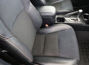 Toyota RAV4 SUV / Terénní 2,5 l 114 kw