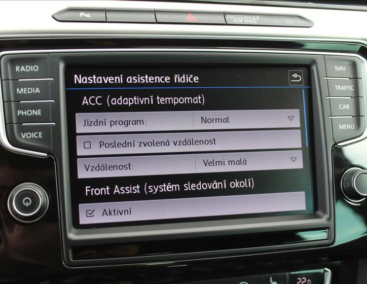 Volkswagen Passat 18