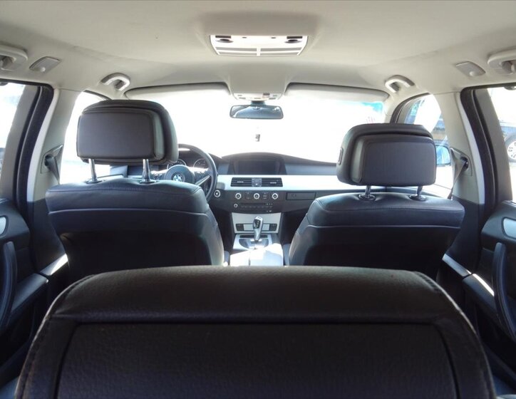 BMW Řada 5 Kombi 3,0 l 173 kw