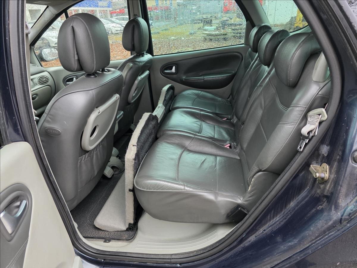 Renault Scénic Kombi 1,6 l 79 kw