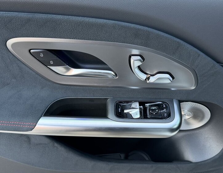 Mercedes-Benz GLB Kombi 0,0 260 kw