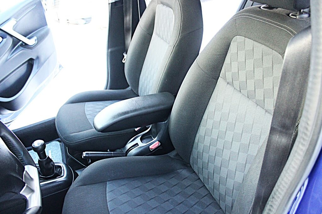 Citroën C-Elysée Sedan 1,2 l 61 kw