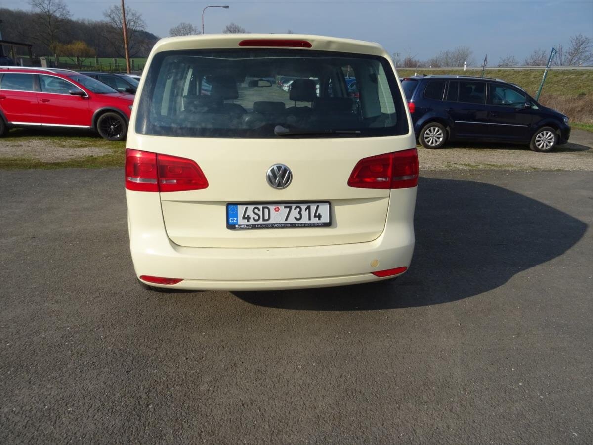 Volkswagen Touran Kombi 1,6 l 77 kw