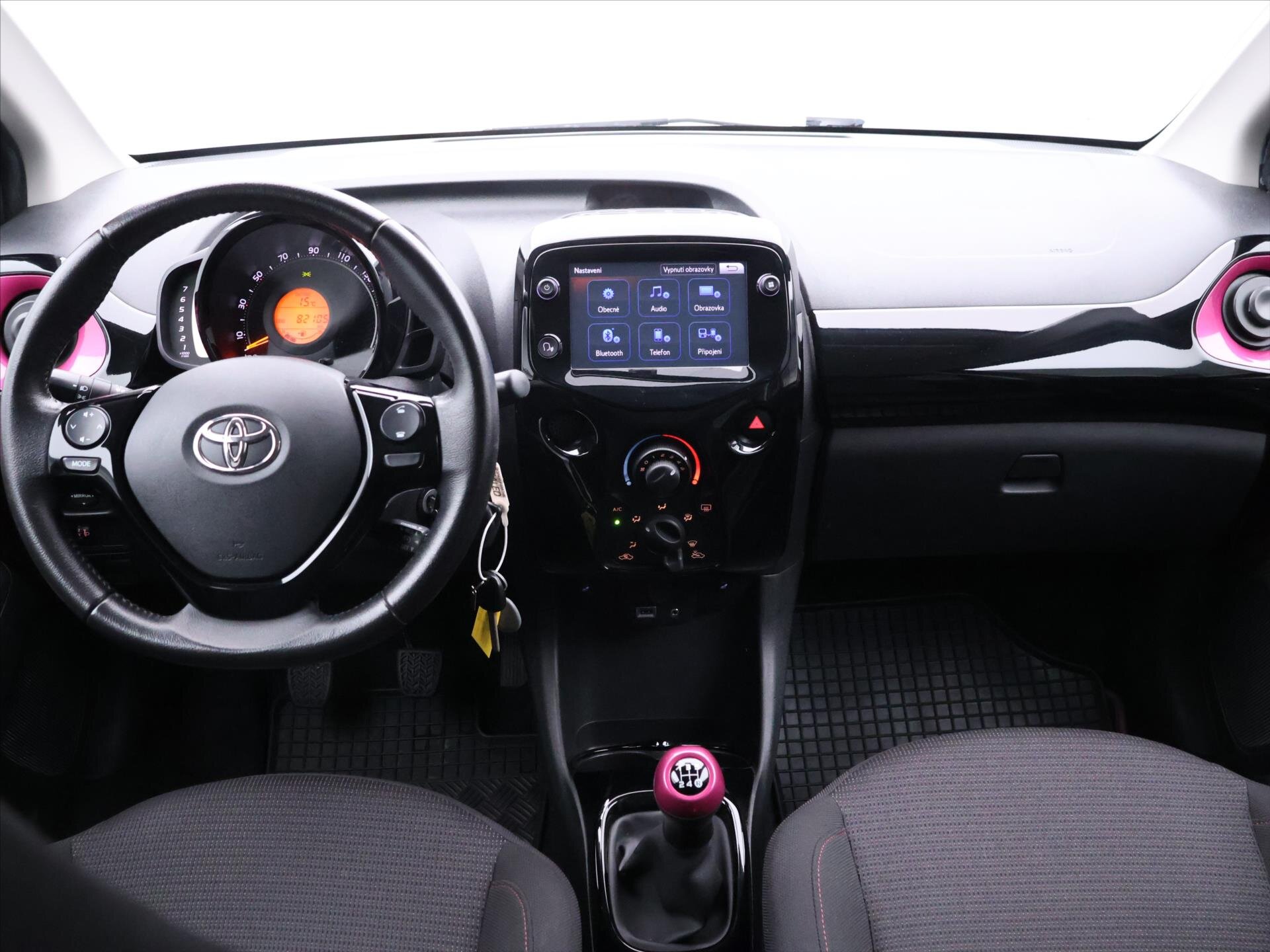 Toyota Aygo Hatchback 998,0 53 kw