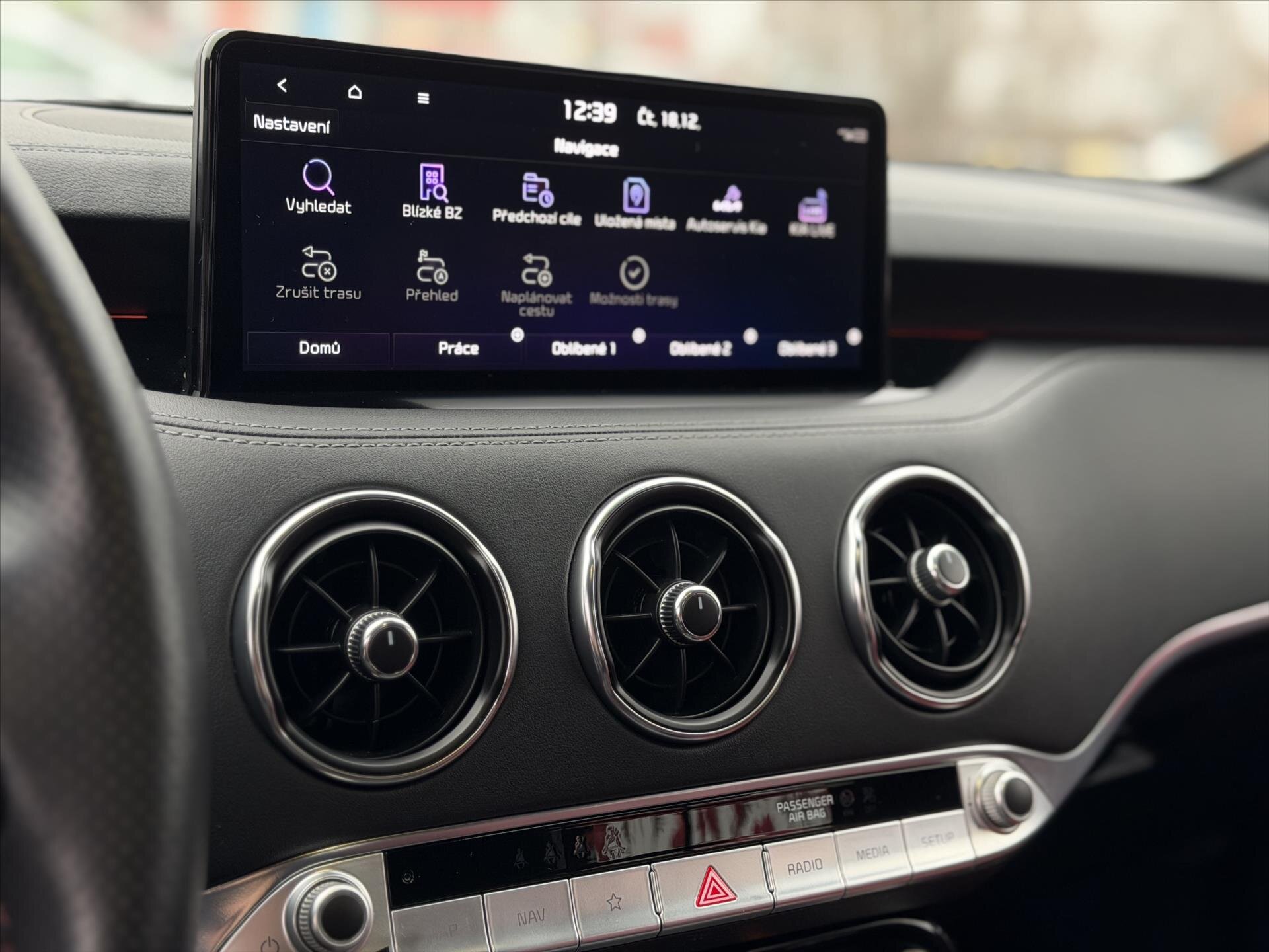 KIA Stinger Hatchback 3,3 l 269 kw