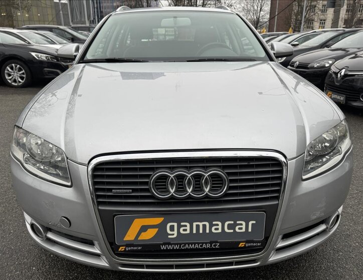 Audi A4 Kombi 2,0 l 103 kw