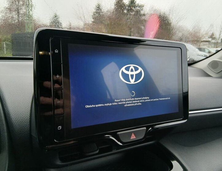 Toyota Yaris Cross SUV 1,5 l 68 kw