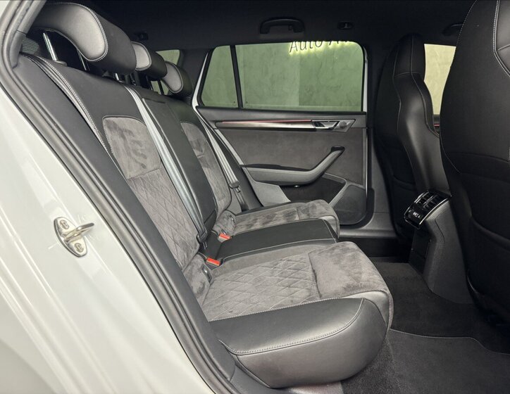 Škoda Superb Kombi 1,4 l 160 kw