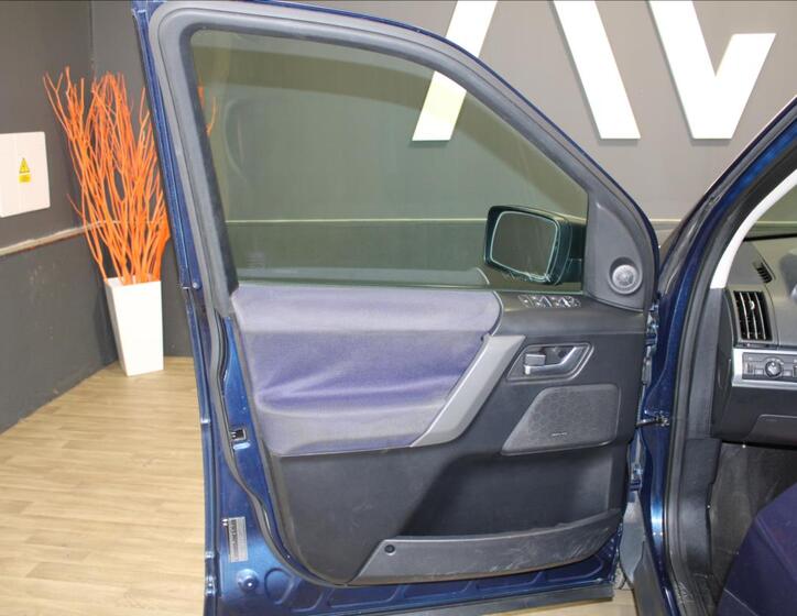 Land Rover Freelander 10